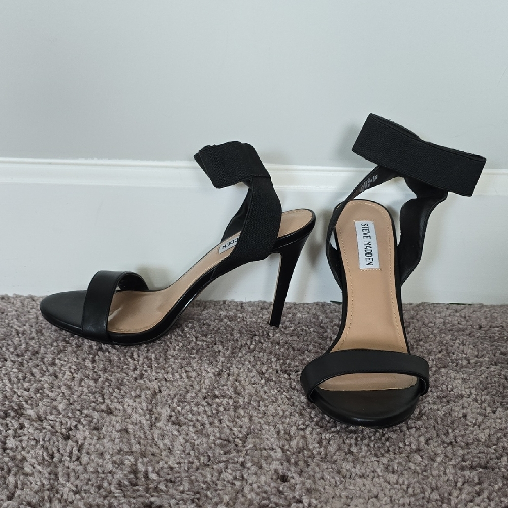 Steve Madden Raina black heels with ankle strap-8.5